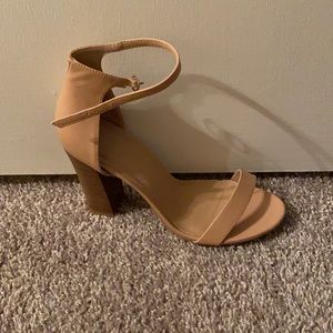 Monica Chunky Heels